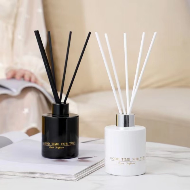 150ML Glossy Black White Luxury Glass Reed Diffuser Bottle Luxury Empty Glass Stick Bottle for Aroma Oil Diffuser