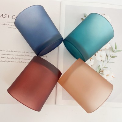 الجملة OEM 10oz التسمية المخصصة الصقيع الأخضر الأبيض الأحمر حاوية فارغة زجاجية شمعة جرة مع صندوق الهدايا