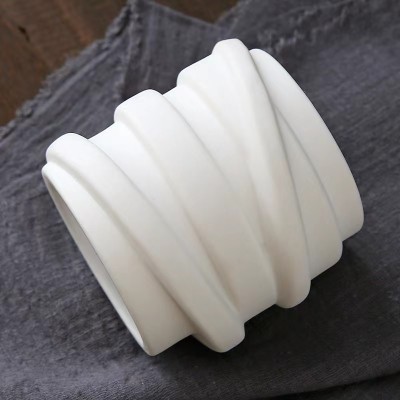 Empty Wholesale Luxury Color Home Decorative Matte Jar Candle Ceramic Candle Jars Matte White Black New Design