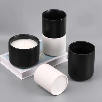 Custom Luxury Matte Black and White Ceramic Candle Jars with Lid for Christmas Decor and Wedding Candles