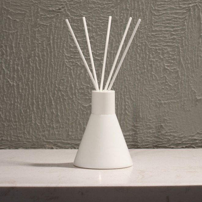 BTJ New Design  Oil Diffuser Bottleeramic Reed Diffuser Bottle,reed Diffuser Bottle Empty,reed Diffuser Bottle