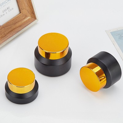 Guangzhou Manufacturer Cosmetic Manufacturers Cheap Empty Face Cream Jars in Gold Support Silk-screen Printing