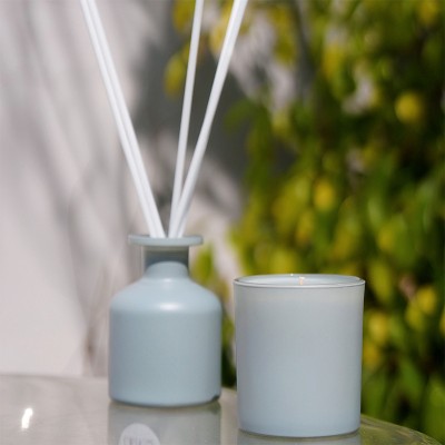 Hand-made Soybean Wax Aromatherapy Candle Wholesale Essential Oil Blue-gray Fragrance Set With Hand Ceremony Memorial