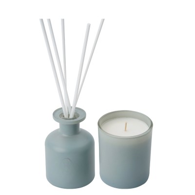 Hand-made Soybean Wax Aromatherapy Candle Wholesale Essential Oil Blue-gray Fragrance Set With Hand Ceremony Memorial