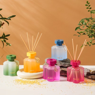 2024 Aromatherapy Household Non-fire Essential Oil Bedroom Ornaments Indoor Toilet Deodorant Fragrance Rattan Hotel Lasting Frag
