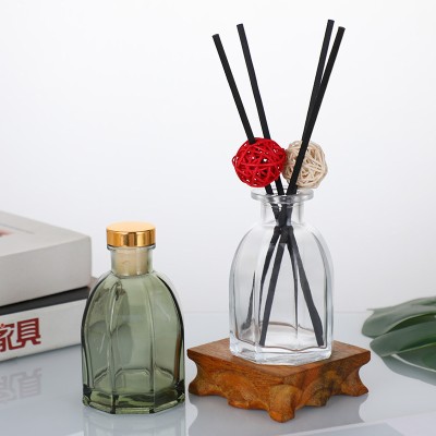 Customized 60ML Gradient Color Aroma Bottle High Value Fashion Glass Fire-Free Home Office