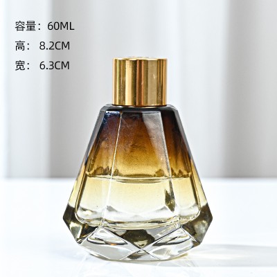 Customized 60ML Gradient Color Aroma Bottle High Value Fashion Glass Fire-Free Home Office